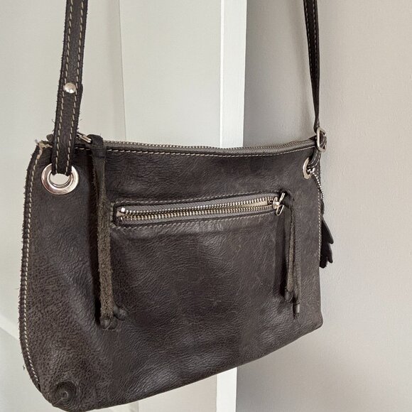 Roots Edie Crossover Bag in a Pebbled Leather- Dark Grey Colour - Made in Canada - Picture 1 of 7